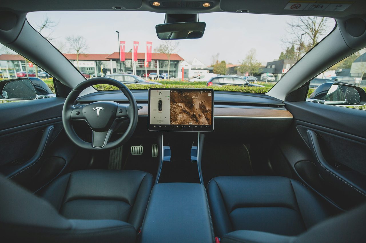 Interiør i en Tesla